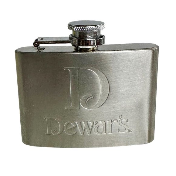 Dewar's Scotch Whiskey Stainless Steel 4 oz Pocket Flask Embossed Screw Top - Picture 1 of 10